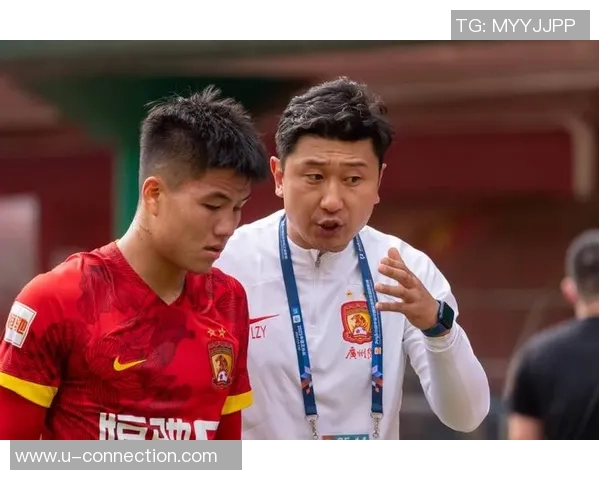 广州足球队在全国锦标赛积分榜上以63分稳居第一名，争冠形势喜人